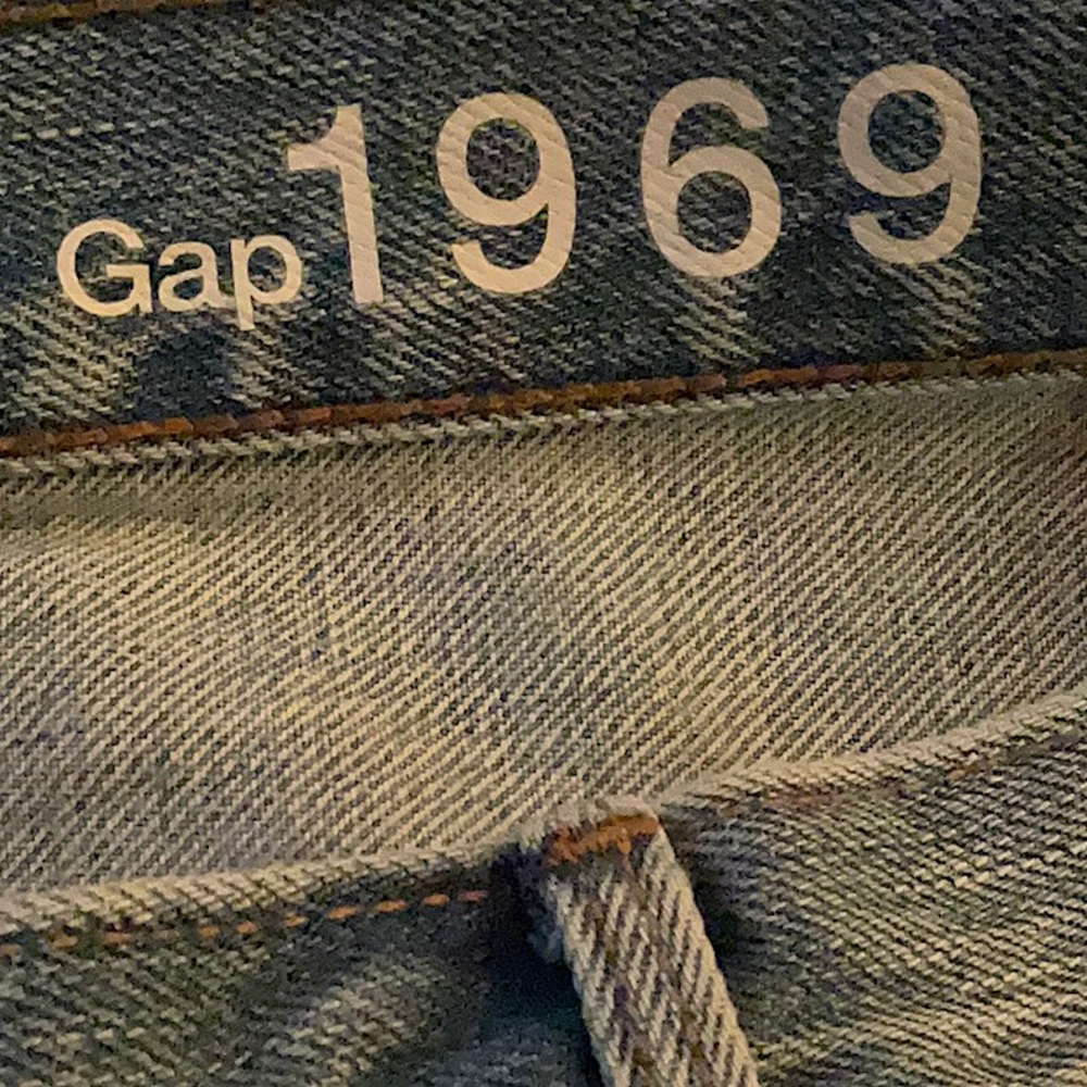 Gap 1969 Sexy Boyfriend Relaxed Size 33 Inseam 30” - Picture 6 of 8